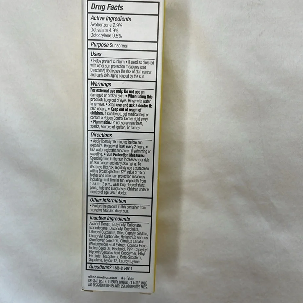 e.l.f. Suntouchables All Set For Sun 45 SPF  Sun Protection and‎ Setting Spray.